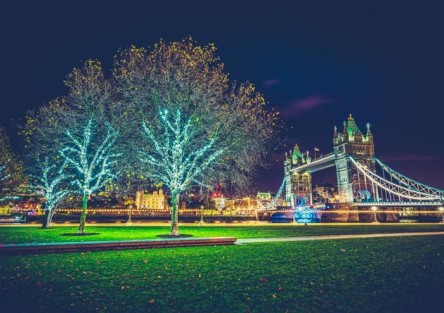 Illuminations of London on Christmas Eve