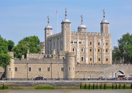 Tour sali e scendi su bus panoramico - Ticket da 24 ore + Torre di Londra