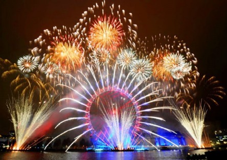 New Year's Eve Fireworks & Monsoon Clipper Thames Cruise