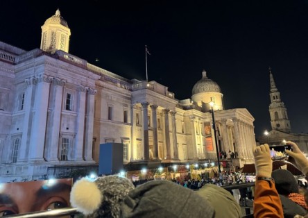 London bei Nacht im offenen Bus