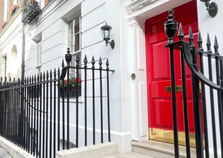 Charles Dickens London Walking Tour