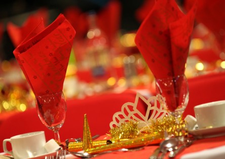 Christmas Day Traditional Lunch Cruise on the River Thames