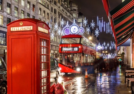 Christmas Eve in London with Dinner and Midnight Mass