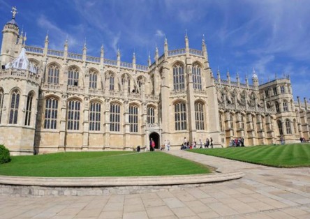 Excursión de un día a Windsor en tren que incluye entrada al Castillo de Windsor