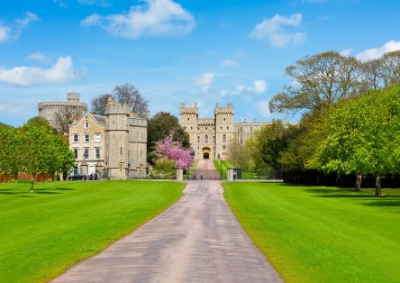 Private full-day tour of Windsor, Eton, and Stonehenge