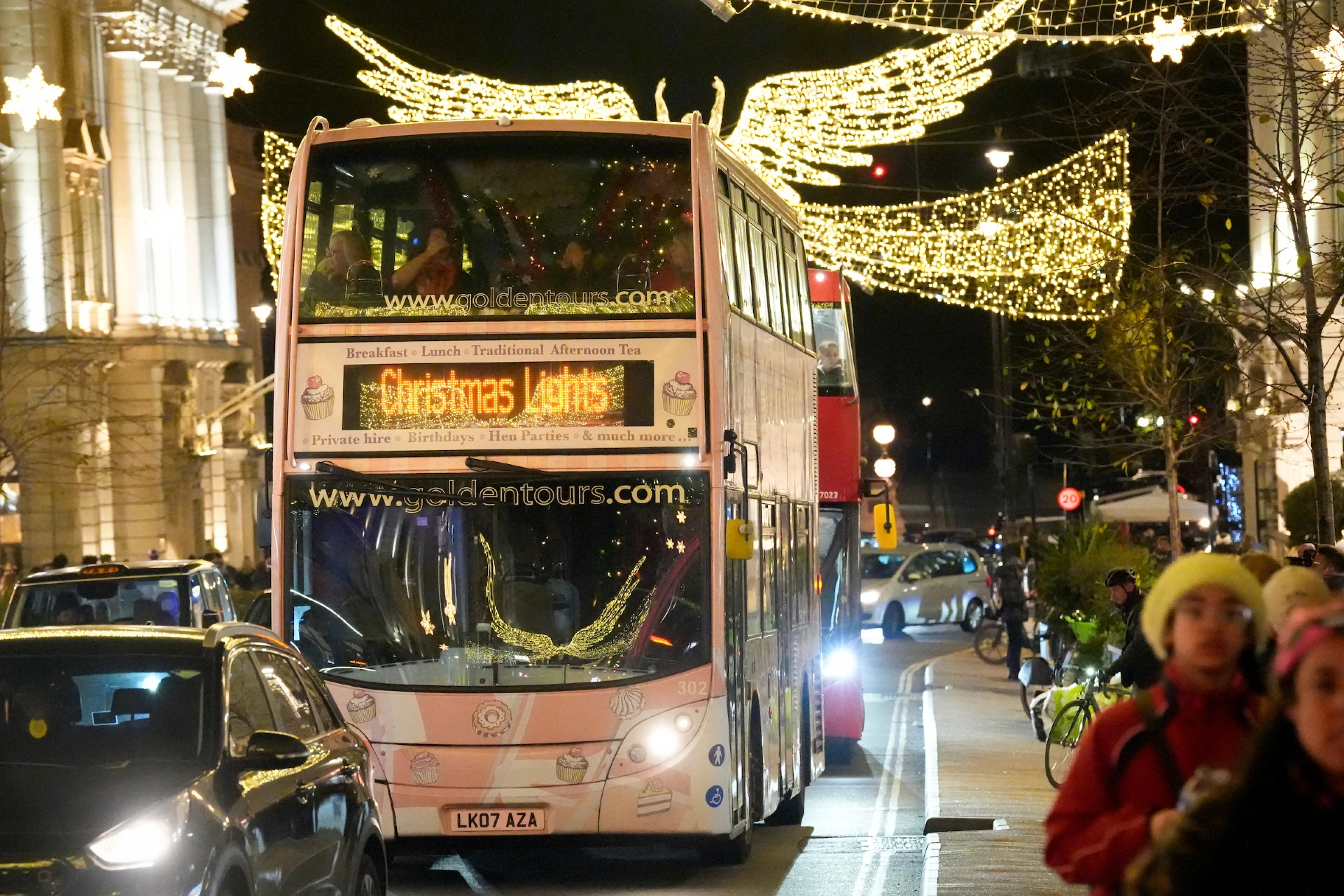 Christmas Lights Singalong on Regents Street
