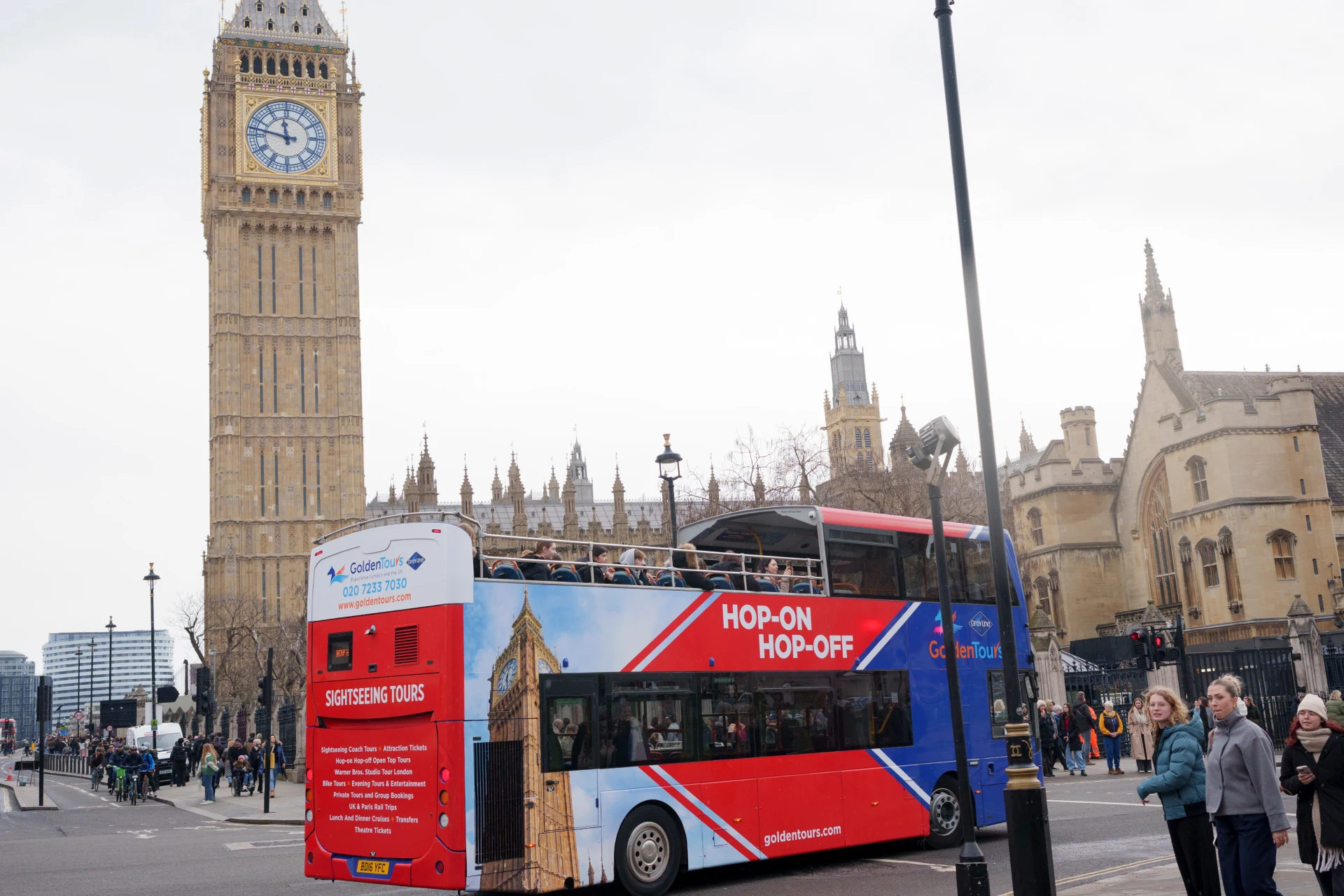 Hop-on Hop-off London Bus Tours - 24 hours ticket + FREE extra 24 hours with London Eye & Tower of London