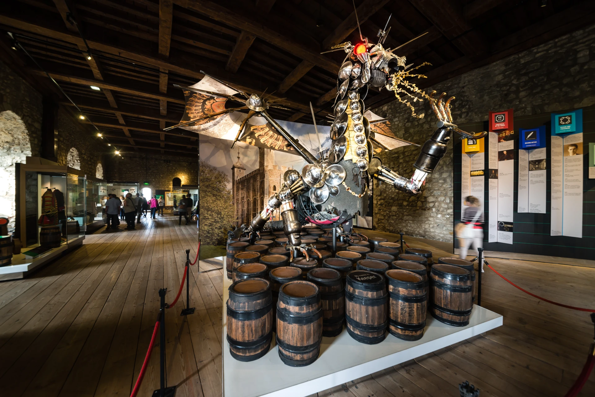 Hop-on Hop-off London Bus Tours - 24 hours ticket + FREE extra 24 hours with London Eye & Tower of London