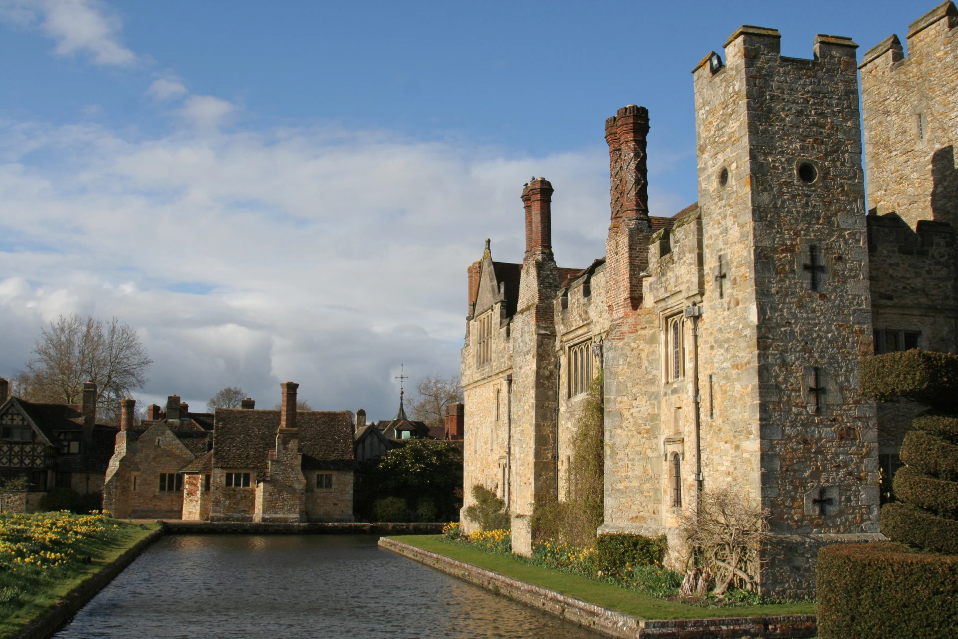 Royal London, Tower of London & Hever Castle Private Tour