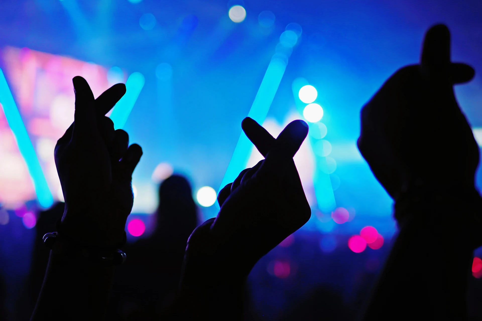 K-Pop Inspired London Afternoon Tea Bus Tour