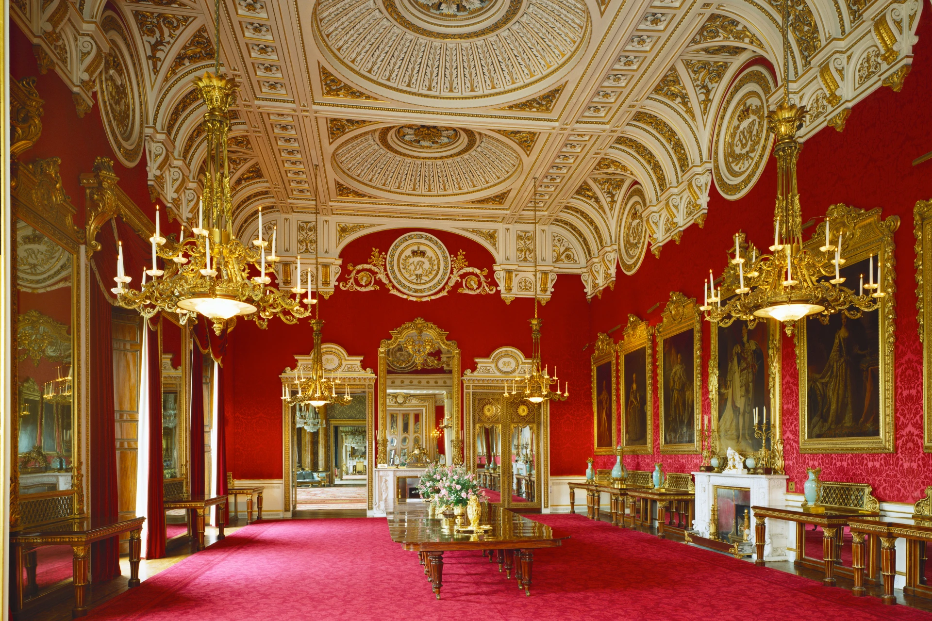 Buckingham Palace Tickets and Royal Mews