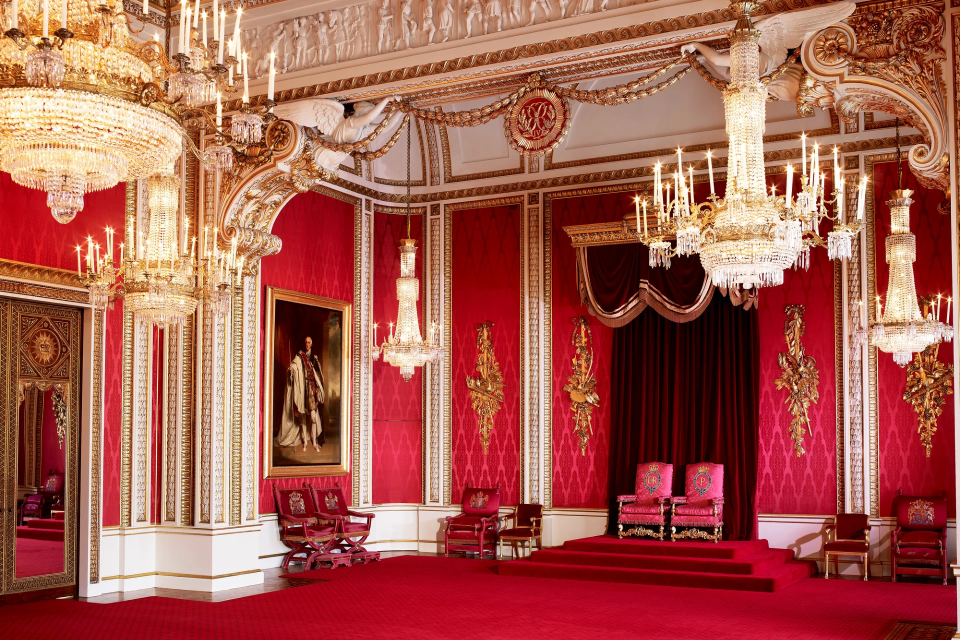Buckingham Palace Tickets and Royal Mews