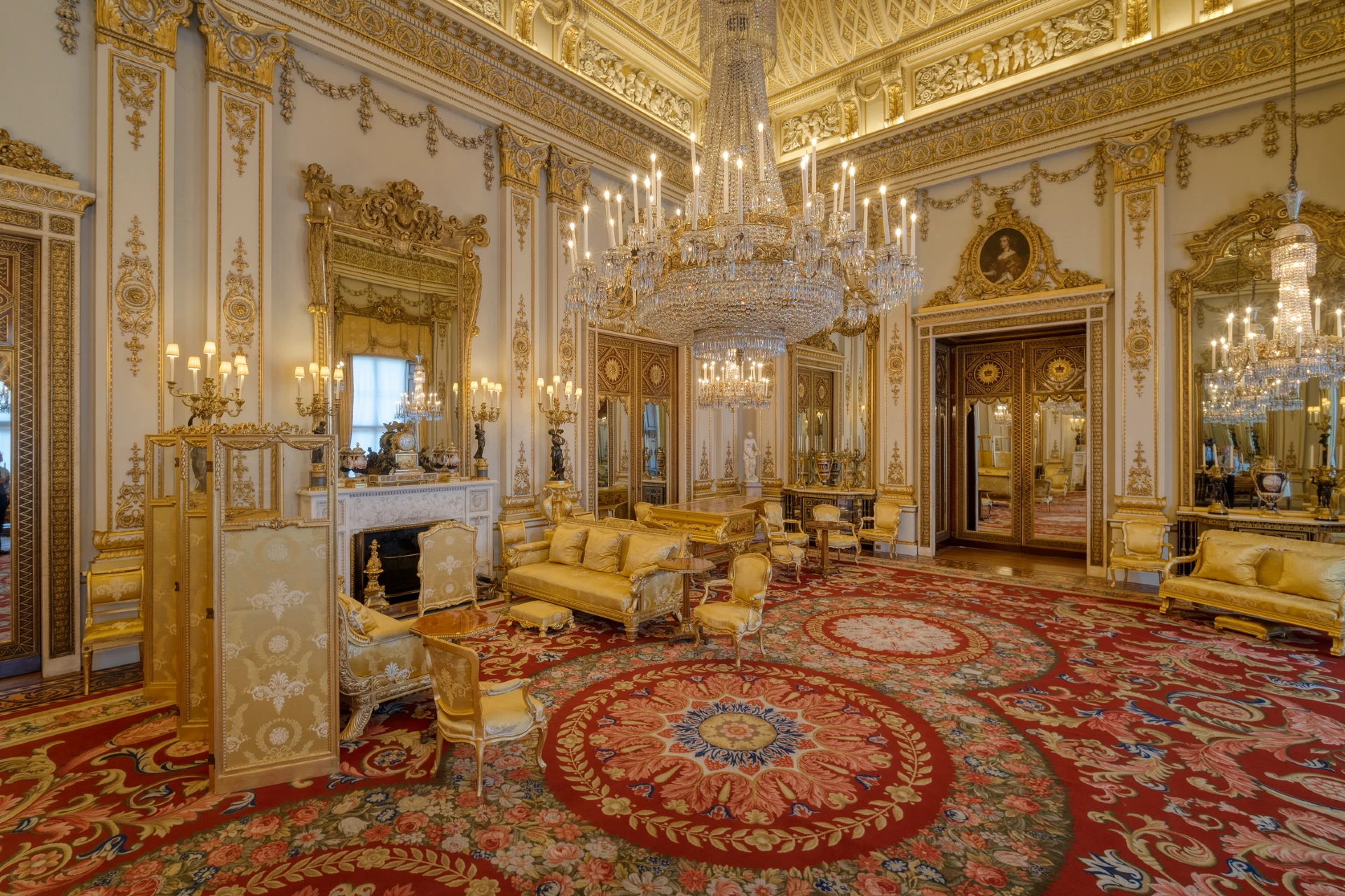 Buckingham Palace with Royal London Walking Tour
