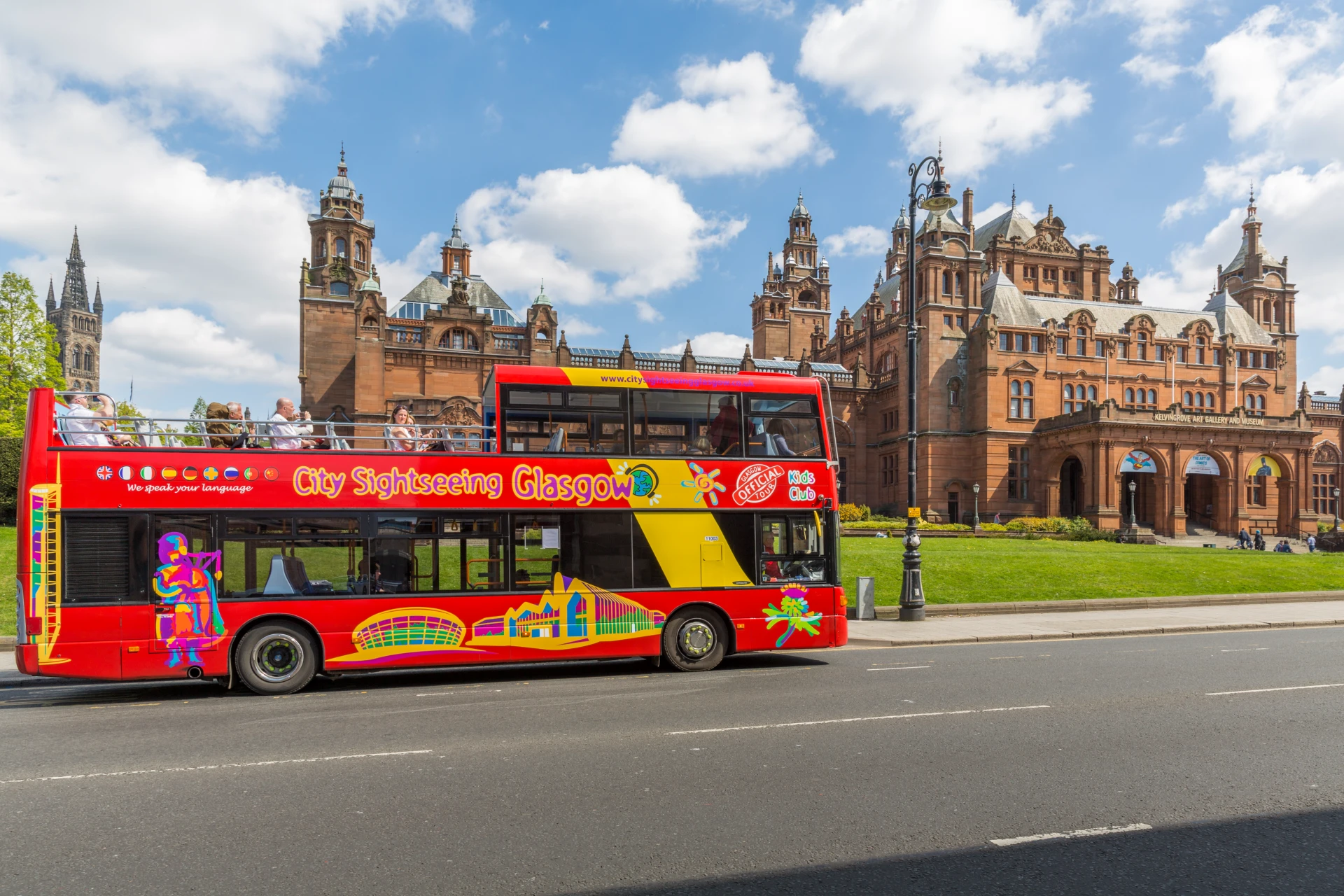 Hop-on Hop-off Bus Tour of Glasgow
