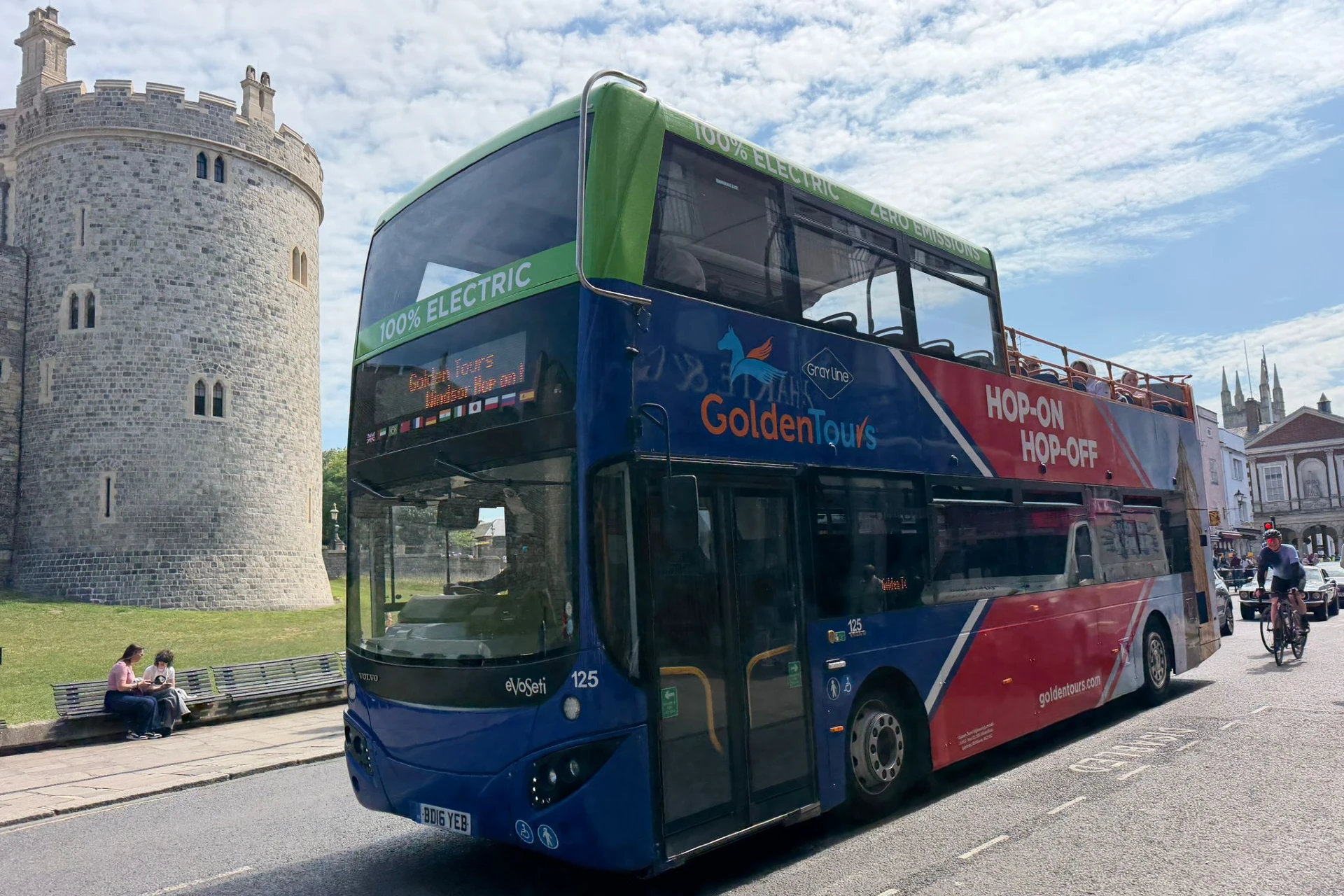 Electric Open Top Bus Tour of Windsor
