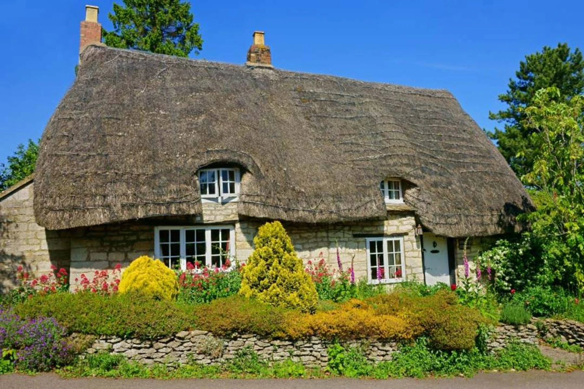 Private Guided Tour of the Cotswolds with Lunch