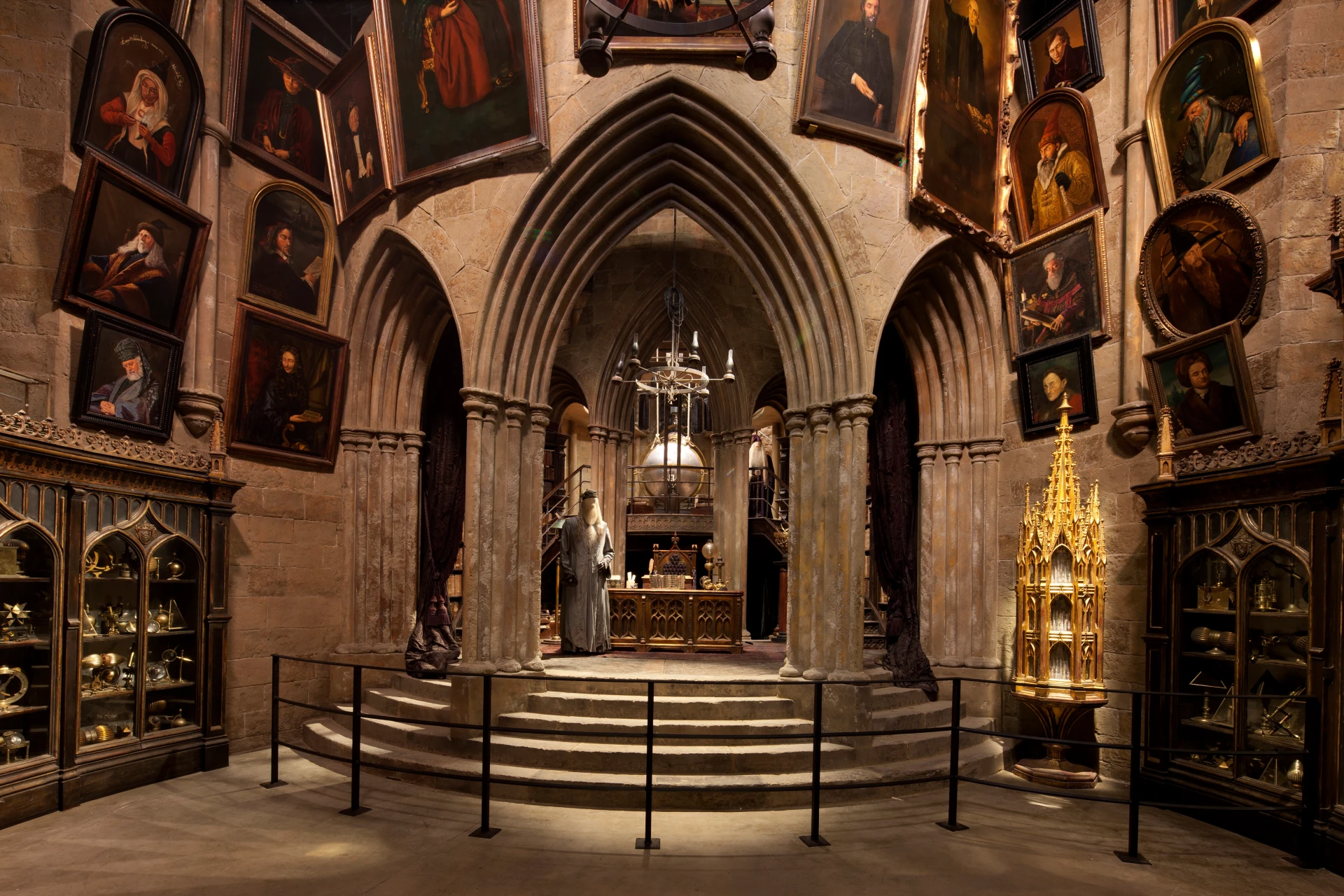 Harry Potter Warner Bros. Studio Tour London with Flexible Return Transport