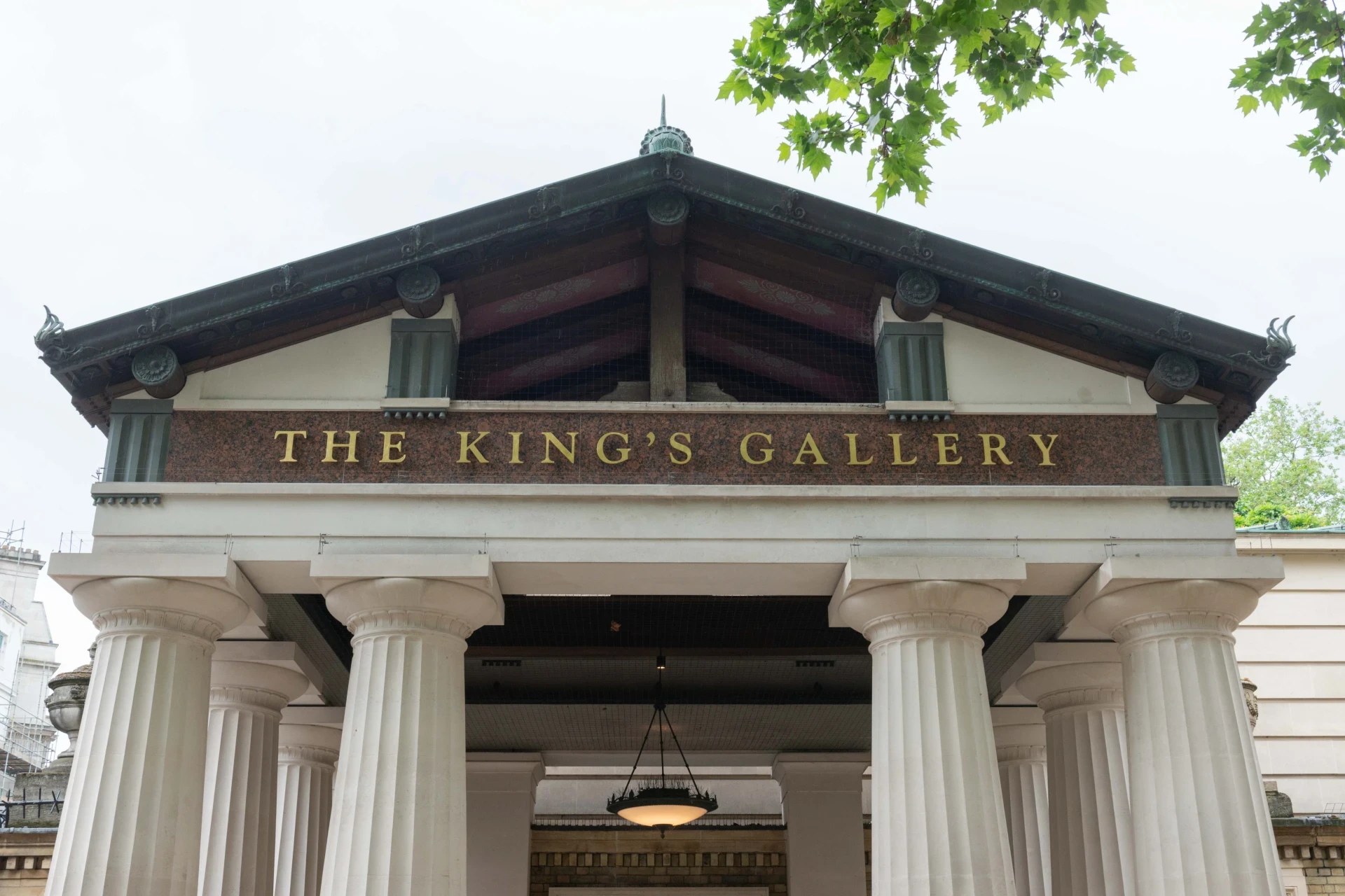 The King’s Gallery with Royal Walking Tour