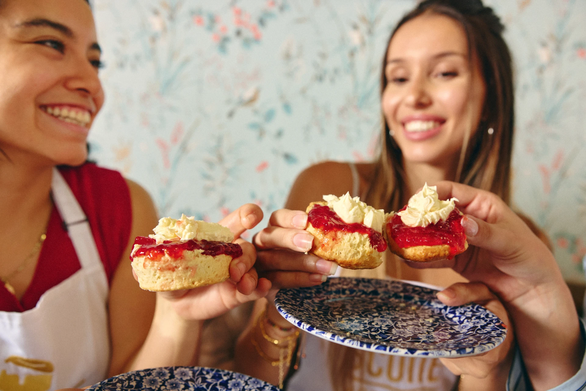London Traditional English Scone Making and Tea Workshop