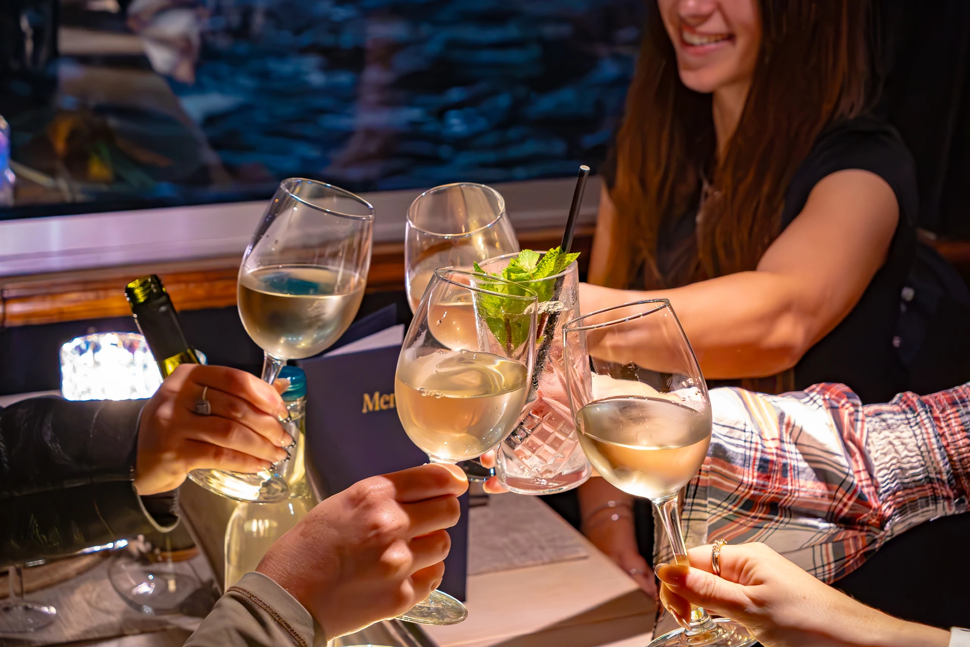 Thames River Cruise with Two-Course Dinner