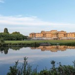 Royal London Tour including Buckingham Palace, Changing of the Guard & Free Snack Pack