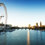 Hop-on Hop-off London Bus Tours - 24 or 48 hours ticket + FREE extra 24 hours with The London Eye