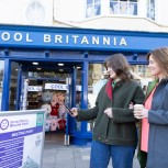 Official Oxford University and City Walking Tour with Optional College Visit