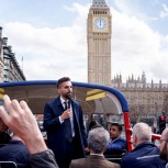 London Electric Routemaster Bus Tour with Live Guide