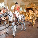 Buckingham Palace Tickets and Royal Mews
