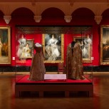 The King’s Gallery with Royal Walking Tour
