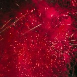 New Year’s Eve Dinner & Thames Cruise with Fireworks aboard the Silver Bonito