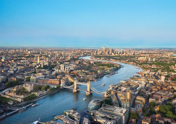 The Shard behind City Hall