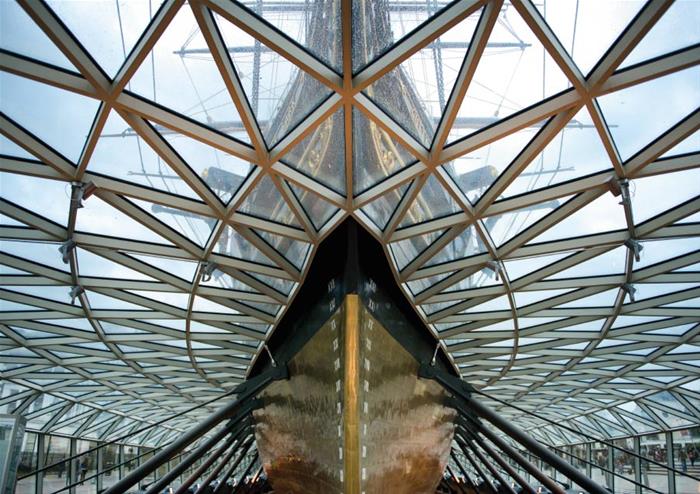 Under the Cutty Sark