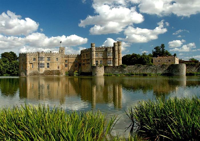Entry to Leeds Castle