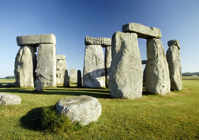 Private Viewing of Stonehenge, Lacock and City of Bath with Dinner