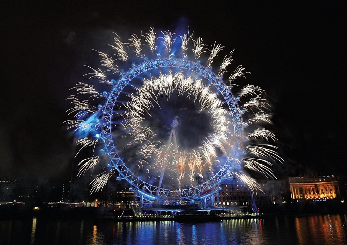 New Year's Dinner and Thames Cruise with Fireworks on board the Sarpedon
