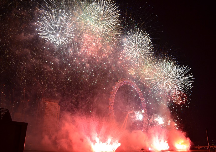 New Year�s Eve Fireworks Thames Cruise
