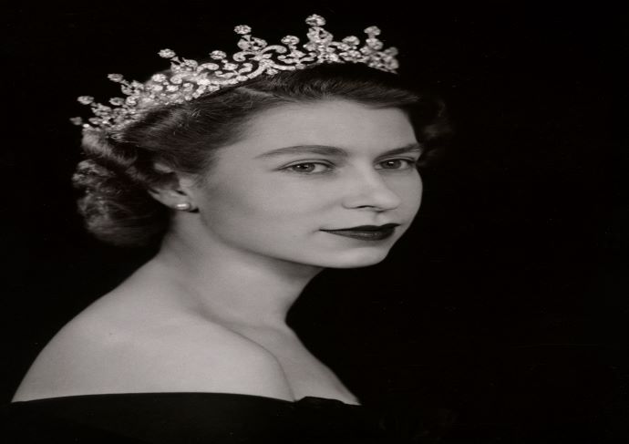Dorothy Wilding, Queen Elizabeth II 1952