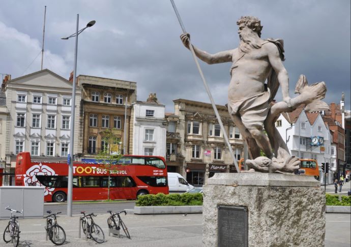 Hop-on Hop-off Bristol
