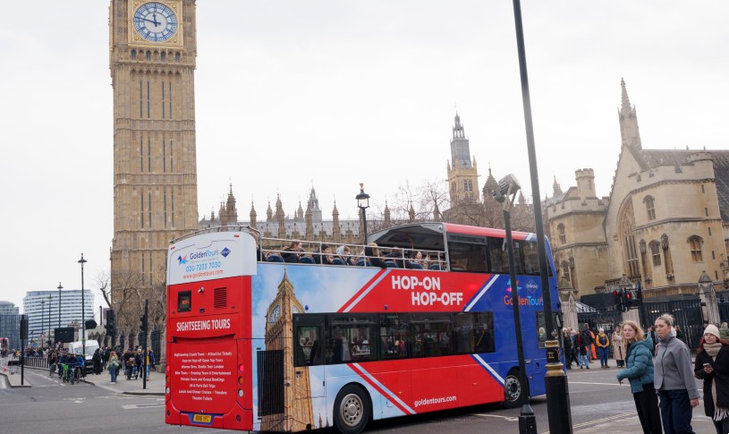 Hop-on Hop-off Bus Tour