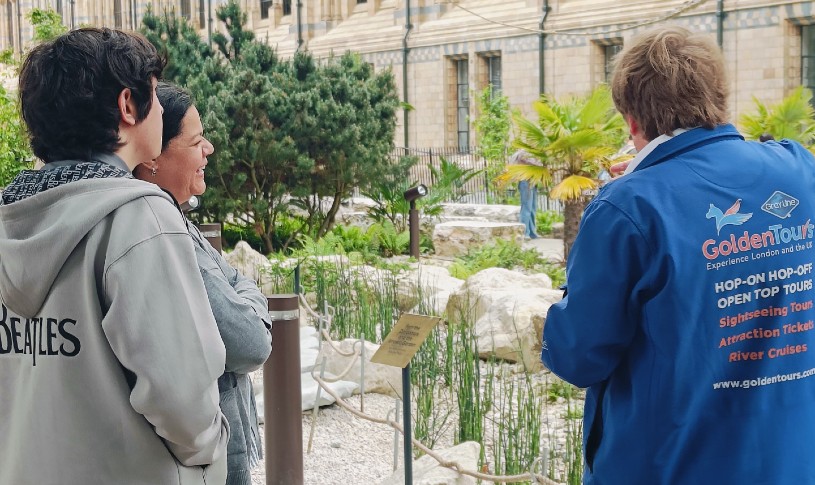 The Natural History Museum Walking Tour