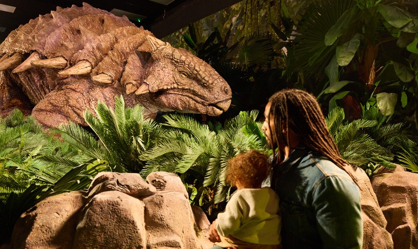 Jurassic World: The Experience