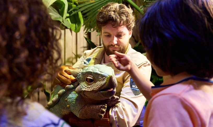 Jurassic World: The Experience