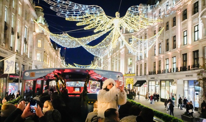 See the lights in London from an Open Top bus