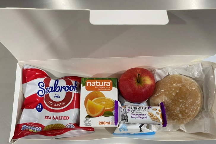 Full Day London Sightseeing Tour with Free Snack Pack