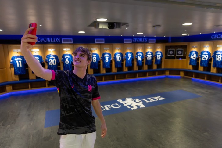 Chelsea Stadium Changing Room