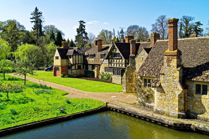 Royal London, Tower of London & Hever Castle Private Tour