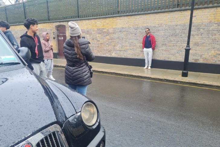 Rock ‘n’ Roll Beatles Private Black Cab Tour with Hotel Pick Up