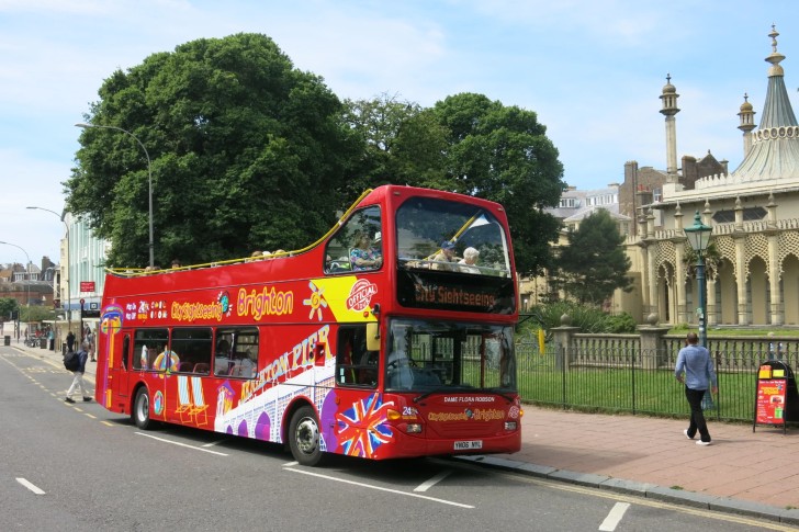 Hop-on Hop-off Bus Tour of Brighton
