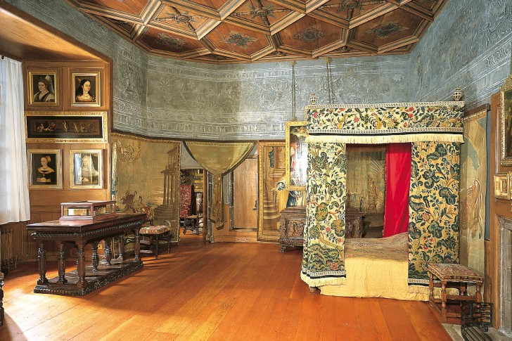 Palace of Holyroodhouse